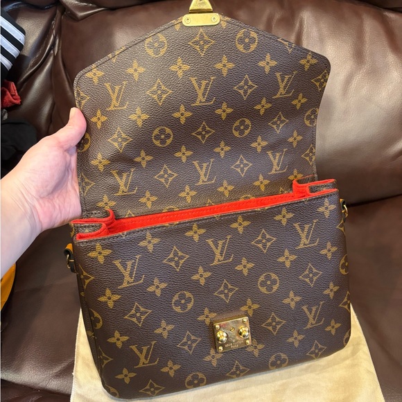 Louis Vuitton Metis Braided Pochette Monogram canvas Top Handle Handbag Brown - Picture 7 of 16